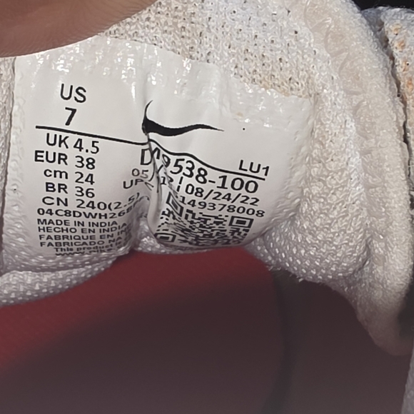 Nike Air Max SYSTM Big Kids Shoes White Photon Dust 7Y / Women's 8.5 DM9538-100 - Picture 9 of 9